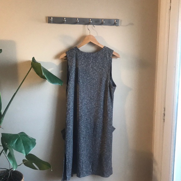 Long open vest - Picture 2 of 2